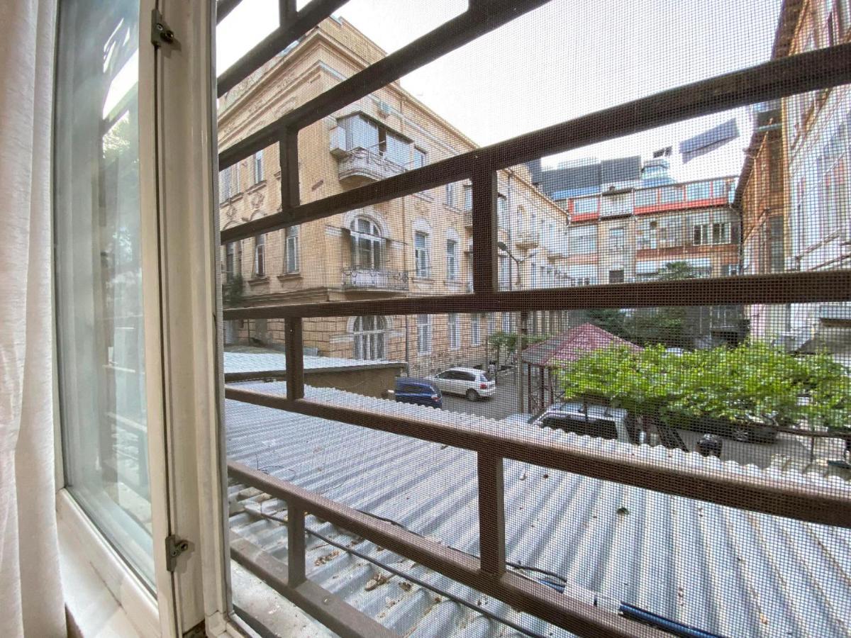 Freedom Square Apartment Tbilisi Exterior photo
