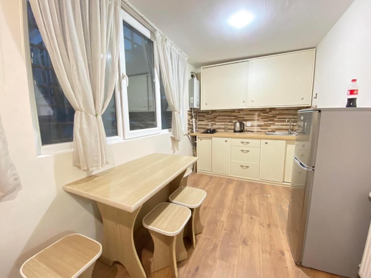 Freedom Square Apartment Tbilisi Exterior photo